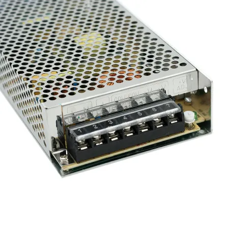 Источник питания INNOCONT. Вход: 220VAC, 1.2А, выход: 100W, 24VDC, 4.5A, -10 +50С, IP20,типы защиты: КЗ, перегрузка, перенапряжение SB-P-100-24